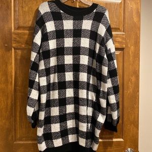 White/Black Oversized Plaid Sweater Dress